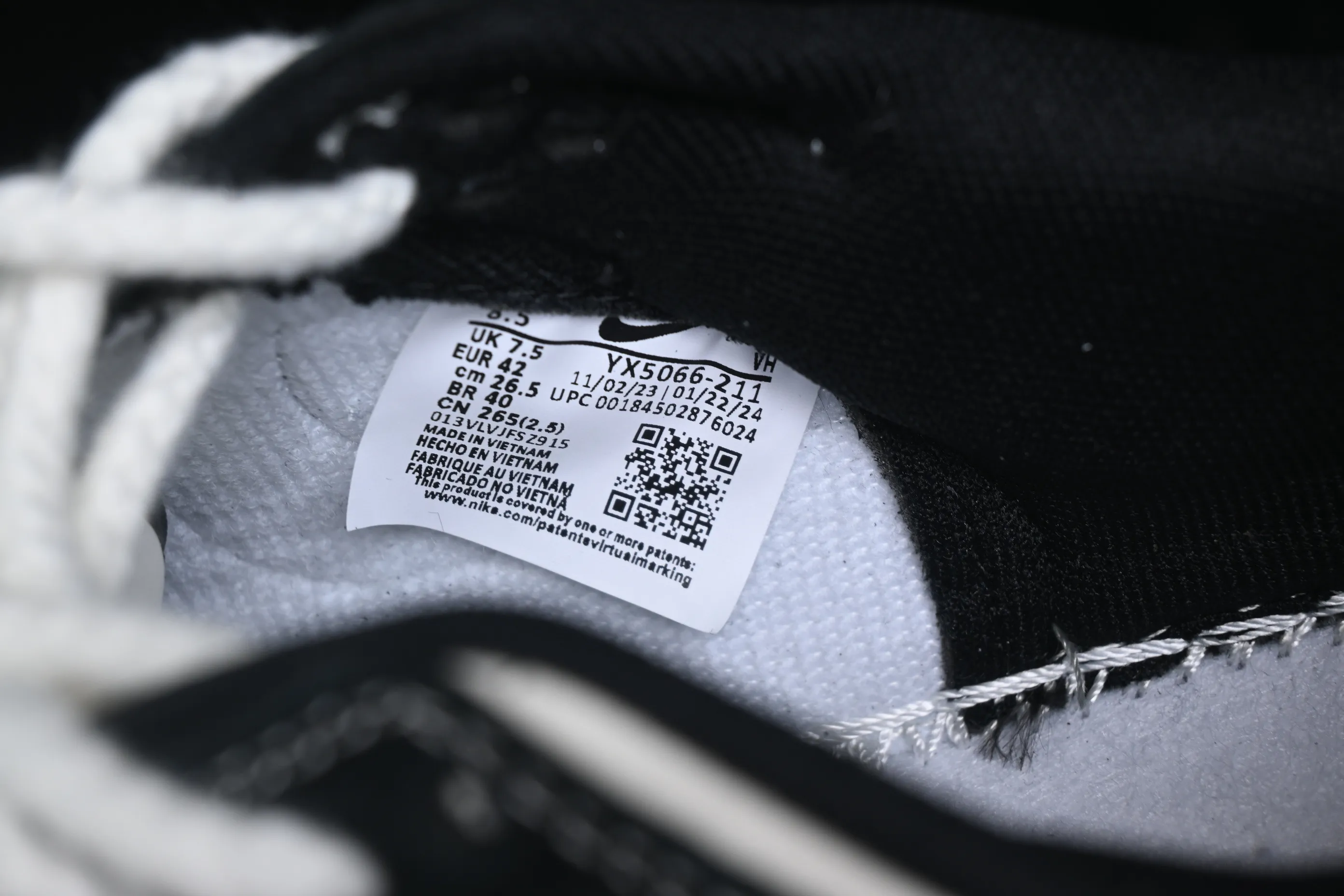 All categories Nk SB Dunk Series Nk SB Dunk Low High-end customized low-top sneakers Nk SB Dunk Low OF joint-Zhuba Danmaku Black Hook Anniversary high-end customized low-top casual sneakers YX5066-211